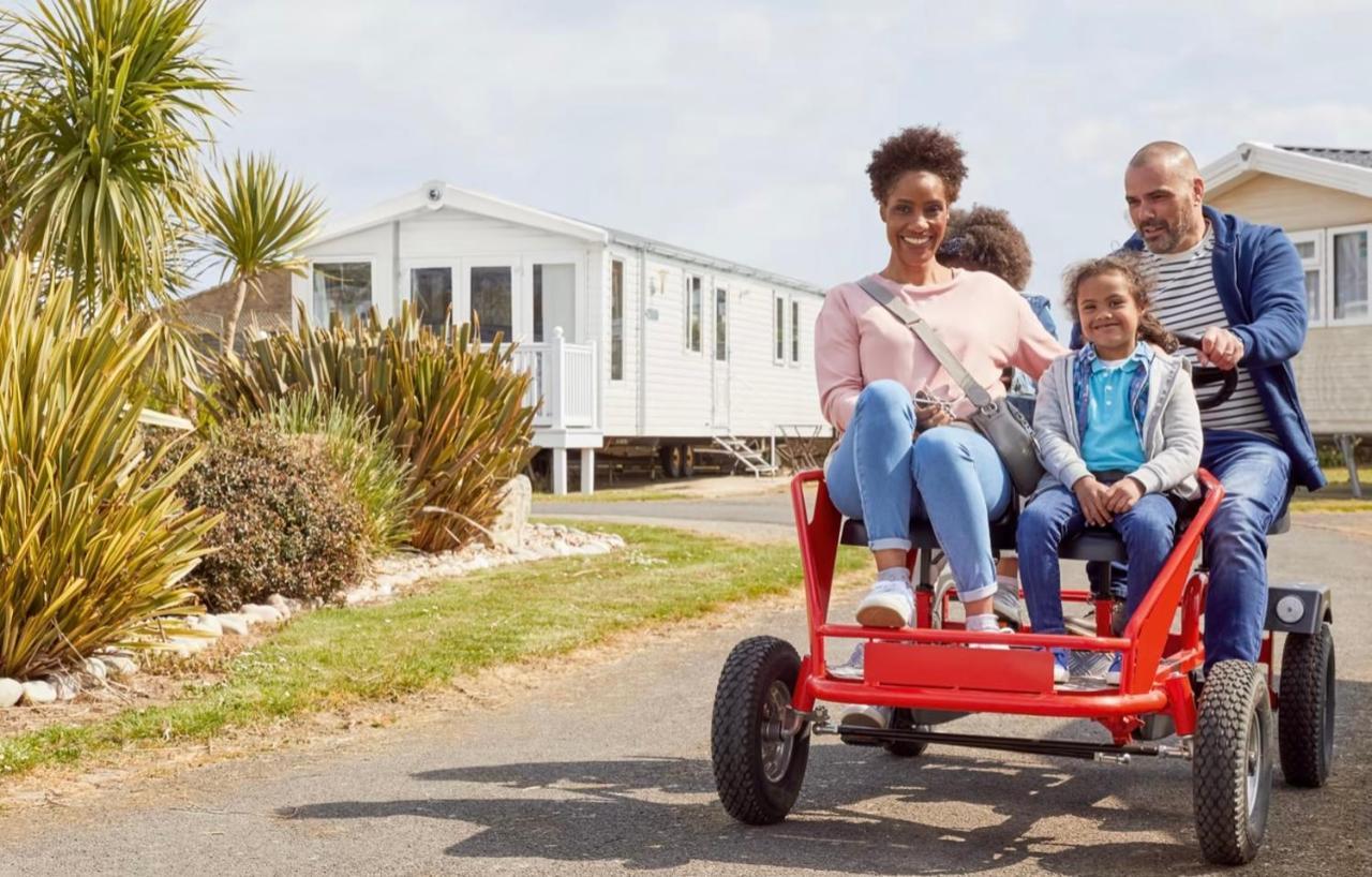 Brand New Modern Holiday Home - Haven The Orchards Holiday Park Saint Osyth Экстерьер фото